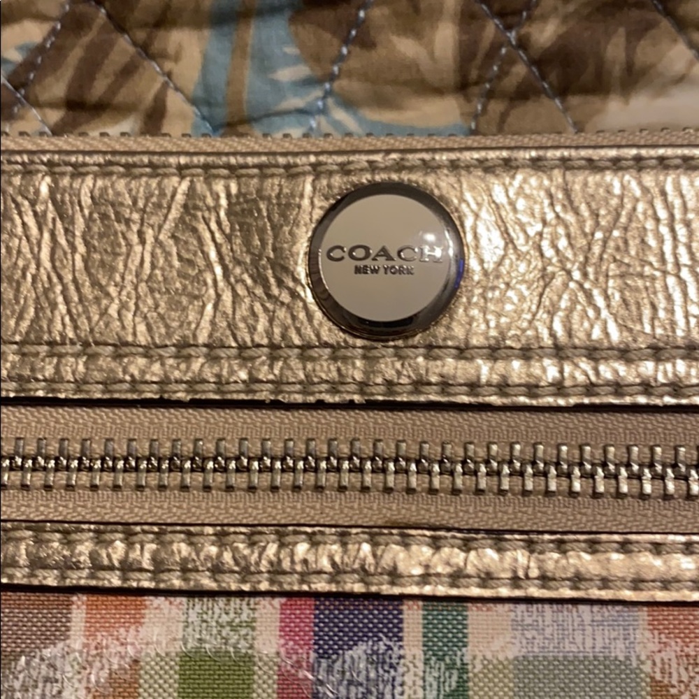 Coach wristlet - Picture 2 of 4